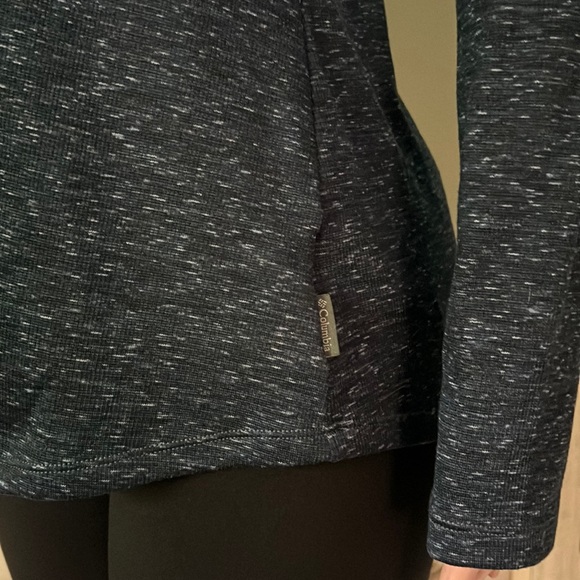 Columbia Hoodie - Picture 3 of 5